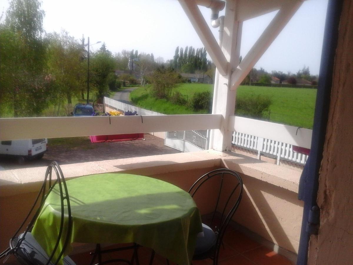 Bed and Breakfast A La Paloma Verteuil-sur-Charente Exterior foto
